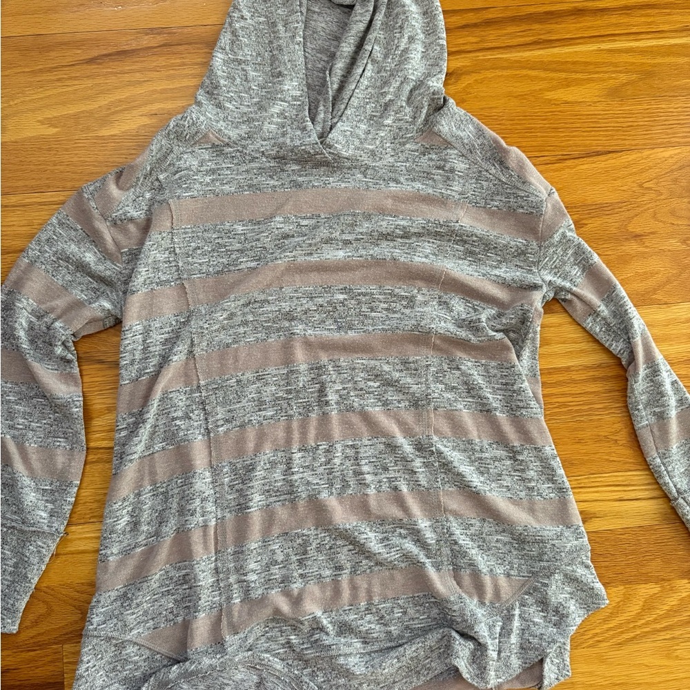 Altar'd State hooded shirt ❤️